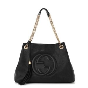 GUCCI Pebbled Calfskin Medium Soho Chain Shoulder Bag in Black.